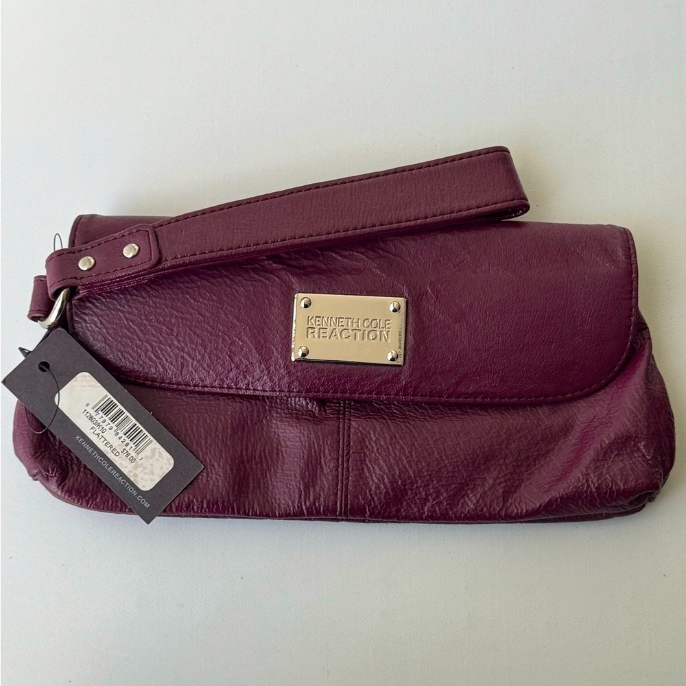 Kenneth Cole Reaction clutch/wristlet
